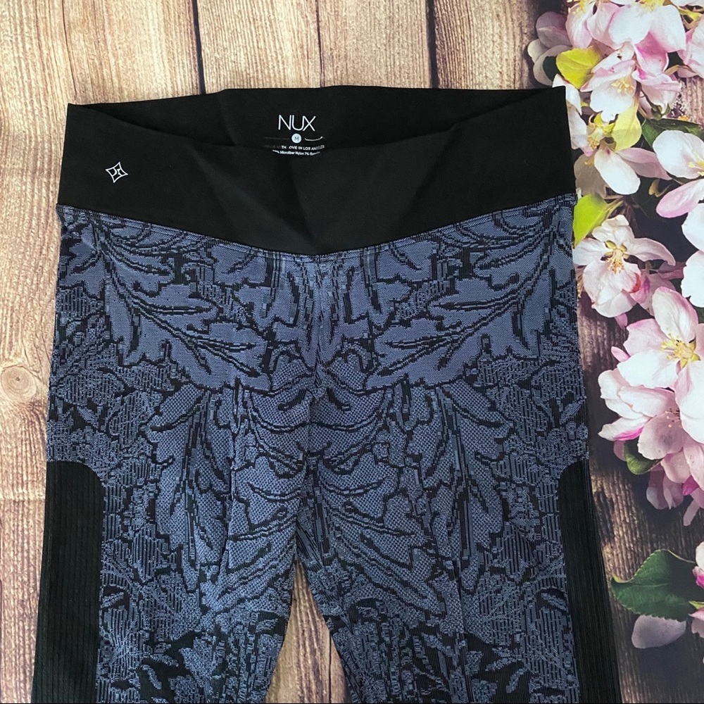 NUX‎ leggings Women Size Medium
